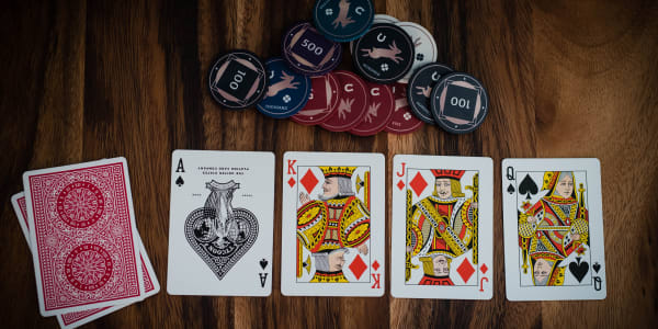 Ako kasína zabraňujú počítaniu kariet?